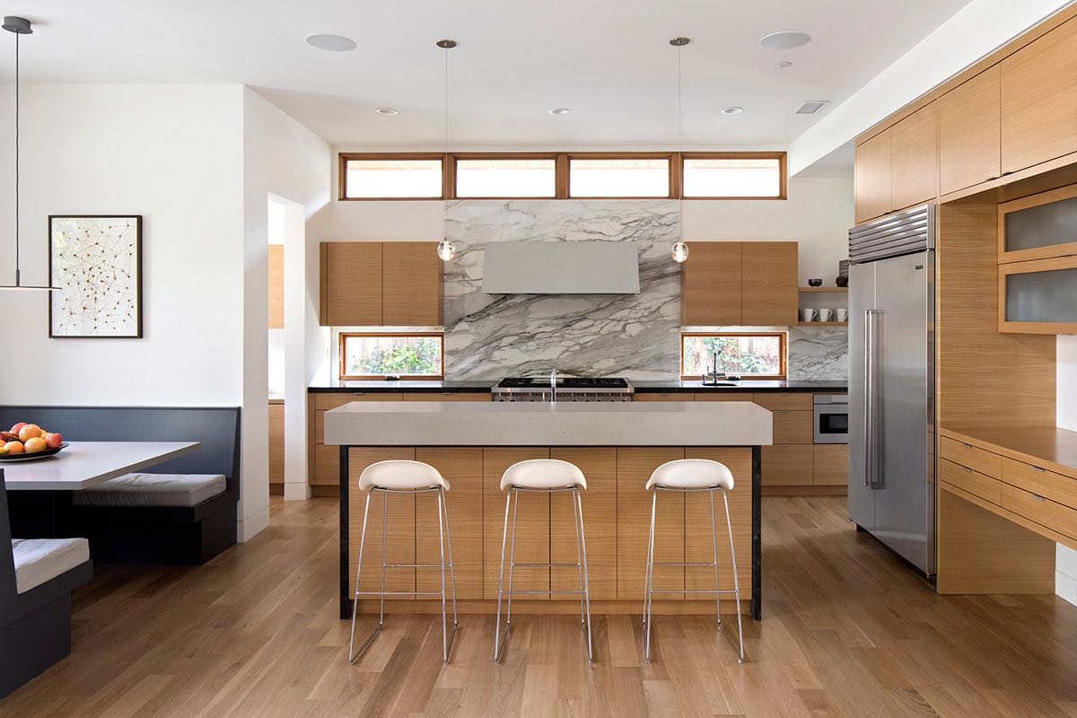 Modern kitchen interior design of a resedence in Palo Alto, California.
